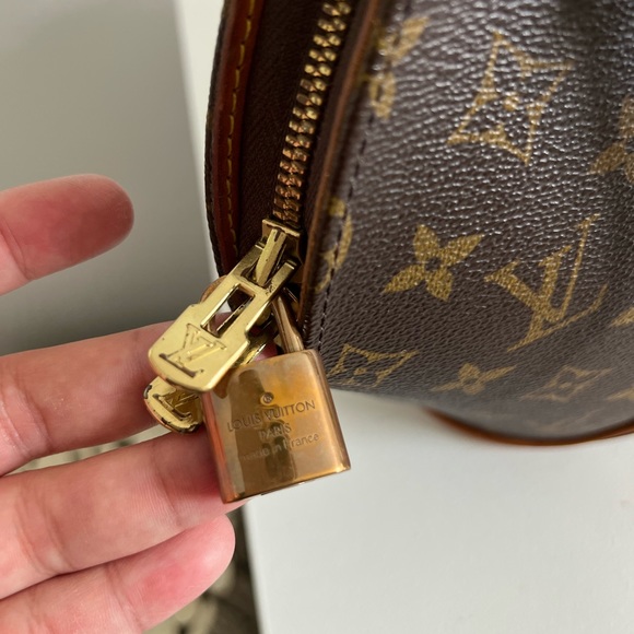 NOT FOR SALE - Louis Vuitton Ellipse Monogram Canvas PM + strap - Picture 2 of 6